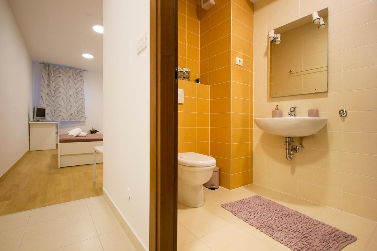 Apartment Luka Split Buitenkant foto