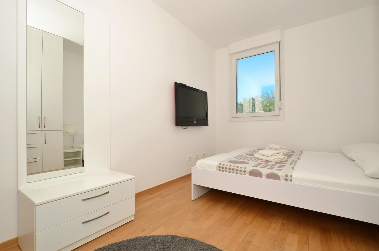 Apartment Luka Split Buitenkant foto