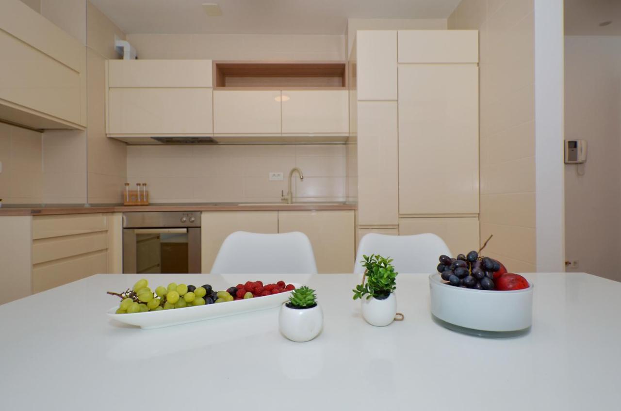 Apartment Luka Split Buitenkant foto