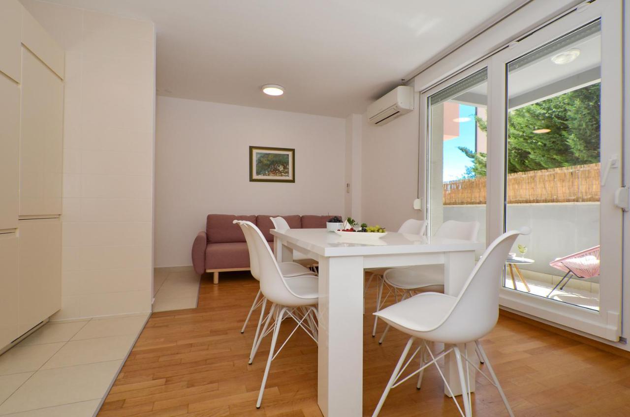 Apartment Luka Split Buitenkant foto